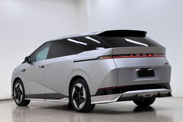 小鹏X9 2024款 640四驱高性能Max车身外观6006