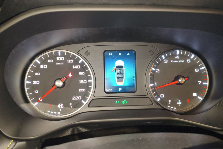 荣威i5 2021款 1.5L CVT铂金版局部细节14