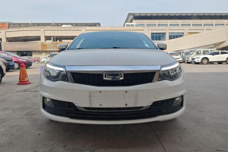 观致3 2018款 三厢 1.6L 自动领先型车身外观2