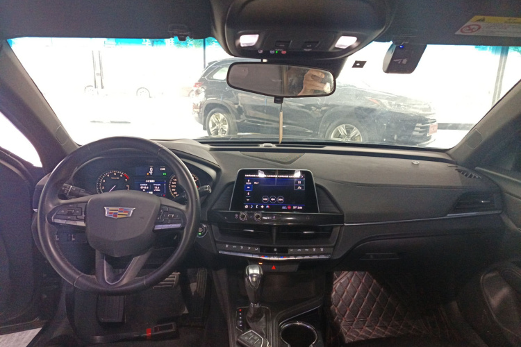 凯迪拉克CT4 2020款 28T 时尚型中控内饰12