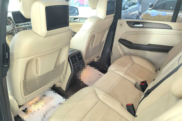 奔驰GLS 2018款 GLS 400 4MATIC豪华型中控内饰7008