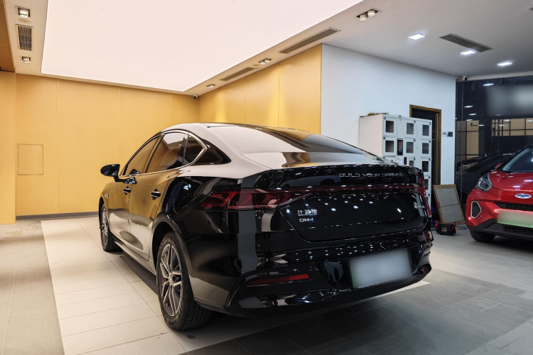 比亚迪 秦PLUS 2021款 DM-i 55KM 旗舰型车身外观6011