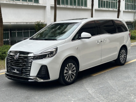 别克GL8 2023款 改款 陆上公务舱 豪华型