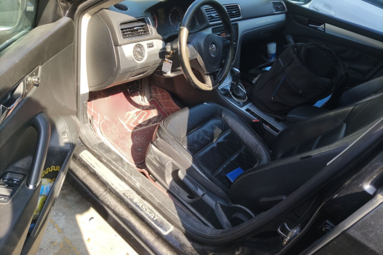 大众 帕萨特 2011款 1.8TSI 自动尊荣版中控内饰7003