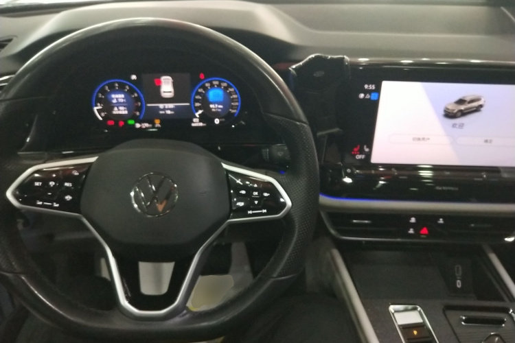 大众 途昂 2021款 380TSI 四驱尊崇豪华版中控内饰7002