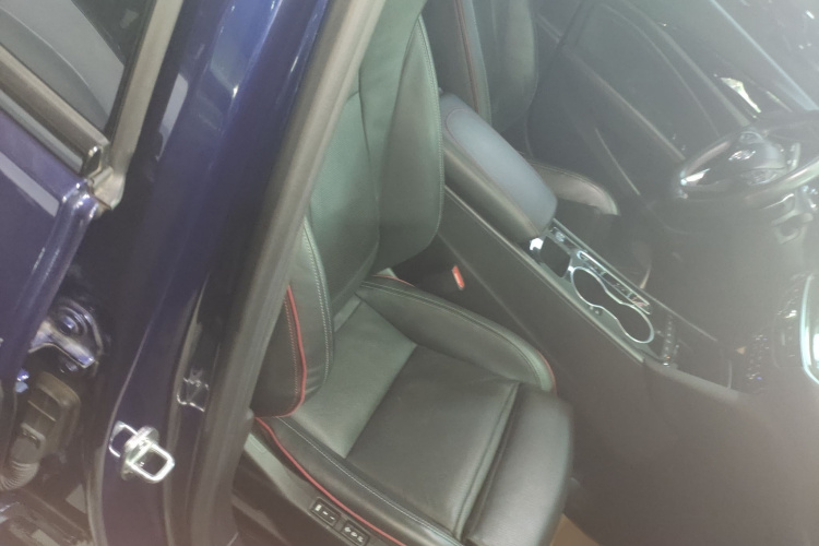 别克 君威 2020款 GS 28T 尊贵型局部细节41