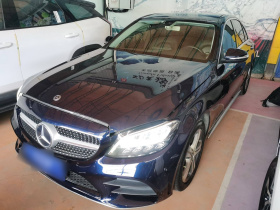 奔驰C级 2019款 改款 C 260 L 运动版
