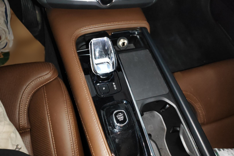 沃尔沃S90 2023款 B5 智雅豪华版局部细节18