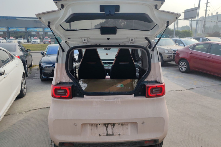 五菱汽车 宏光MINIEV 2021款 马卡龙臻享款 三元锂机舱底盘23