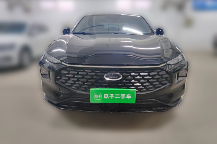 福特 蒙迪欧 2023款 EcoBoost 180 舒雅型车身外观2