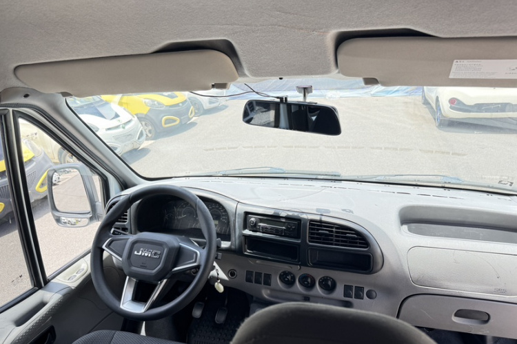 江铃 特顺 2017款 2.8T商运型短轴中顶6/7/8座JX493车身外观6009