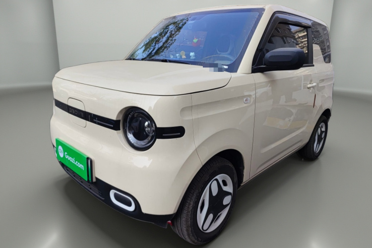 吉利银河 熊猫 2025款 210km 元气熊车身外观1