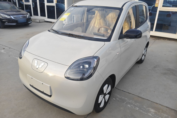 五菱汽车 宏光MINIEV 2025款 四门版 进阶款车身外观1