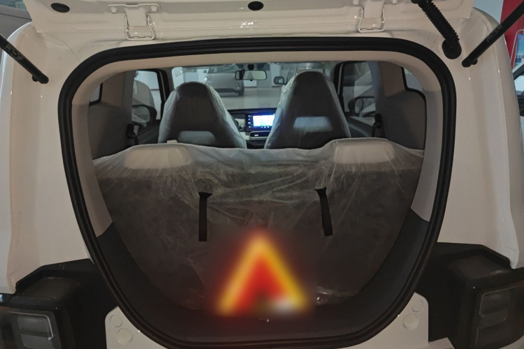 吉利银河 熊猫 2025款 210km 元气熊机舱底盘23