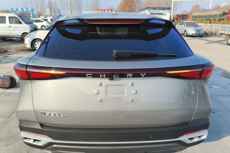 奇瑞 瑞虎5x 2025款 高能版 1.5T CVT豪华型车身外观6