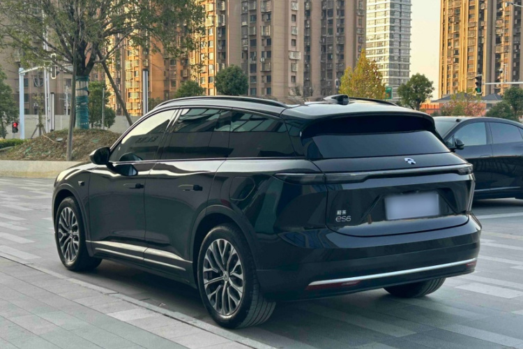 蔚来ES6 2023款 75kWh车身外观6008