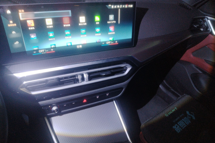 宝马4系 2023款 425i Gran Coupe M运动曜夜套装局部细节16