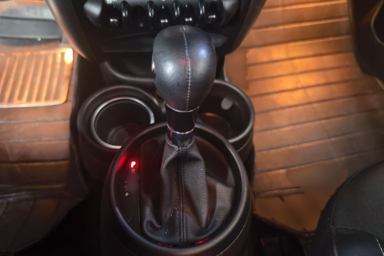 MINI Countryman 2011款 1.6L COOPER Fun局部细节18