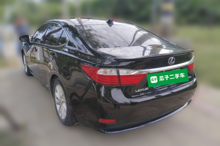 雷克萨斯ES 2013款 300h 精英版车身外观6003