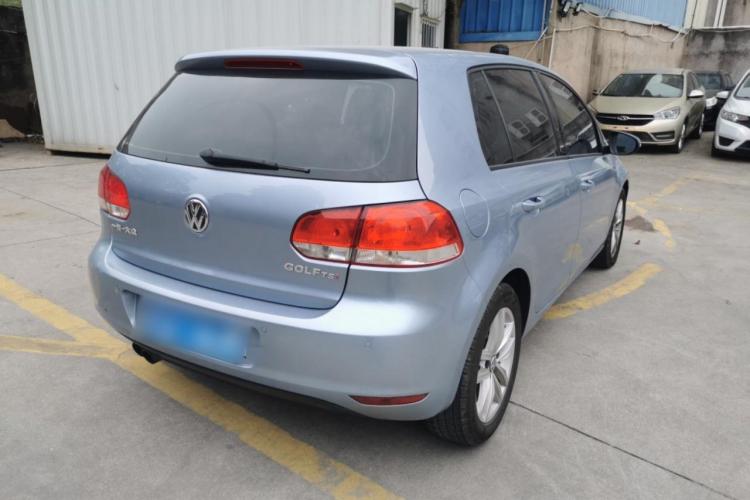 大众 高尔夫 2012款 1.4TSI 自动舒适型车身外观7