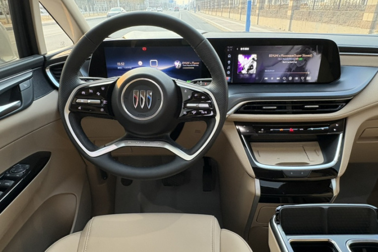 别克GL8新能源 2025款 陆尚 尊享版 7座中控内饰7003