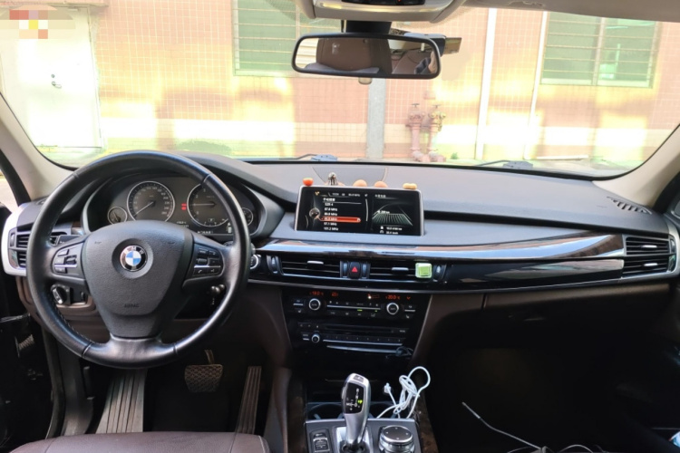 宝马X5(进口) 2015款 xDrive28i中控内饰7002