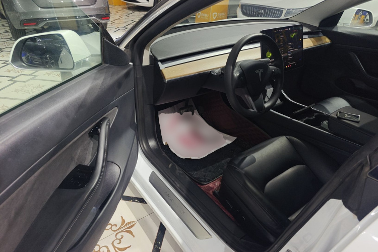 特斯拉 Model 3 2020款 改款 标准续航后驱升级版中控内饰20