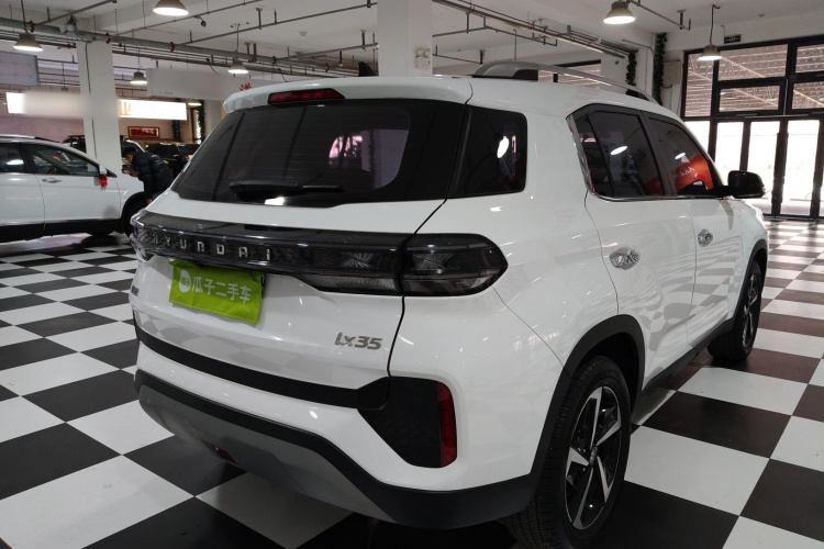 北京现代ix35 2021款 2.0L 自动两驱GLS领先版车身外观7