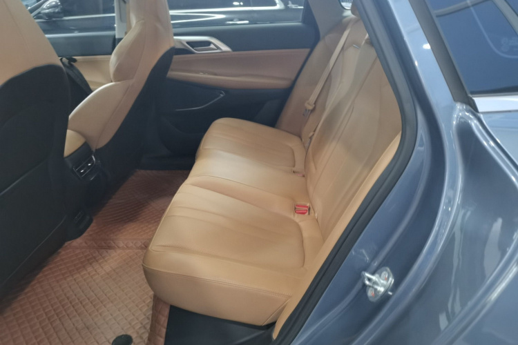 小鹏P5 2022款 460E+中控内饰21