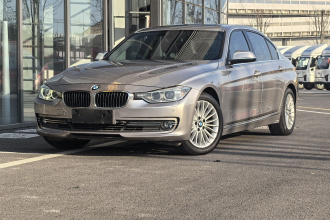 宝马3系 2015款 320Li 超悦版豪华设计套装