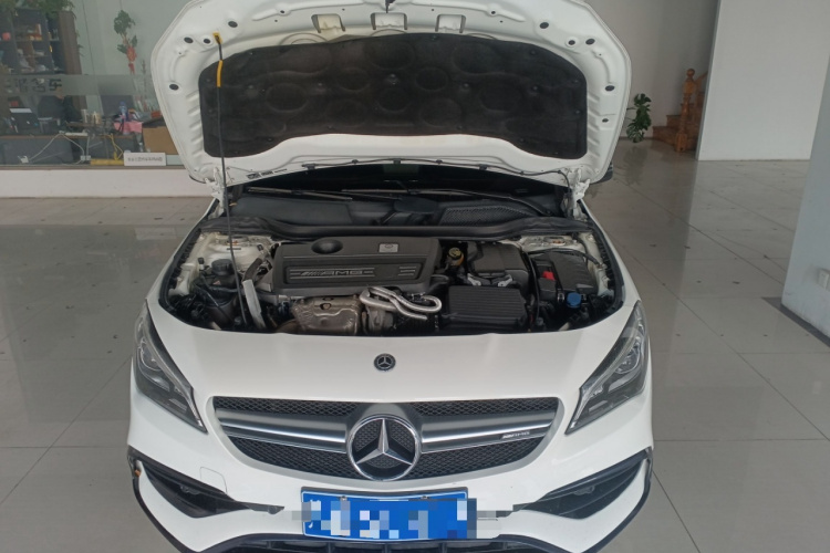 奔驰CLA AMG 2017款 改款 AMG CLA 45 4MATIC机舱底盘24