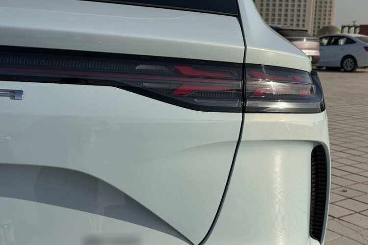 腾势N7 2023款 长续航性能Max版车身外观6007