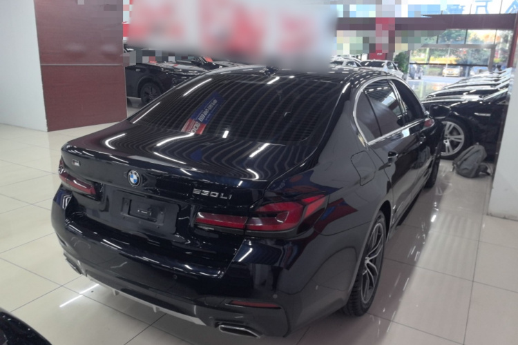 宝马5系 2022款 改款二 525Li M运动套装车身外观7