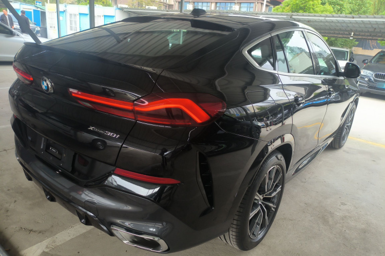 宝马X6 2023款 xDrive30i M运动套装车身外观7