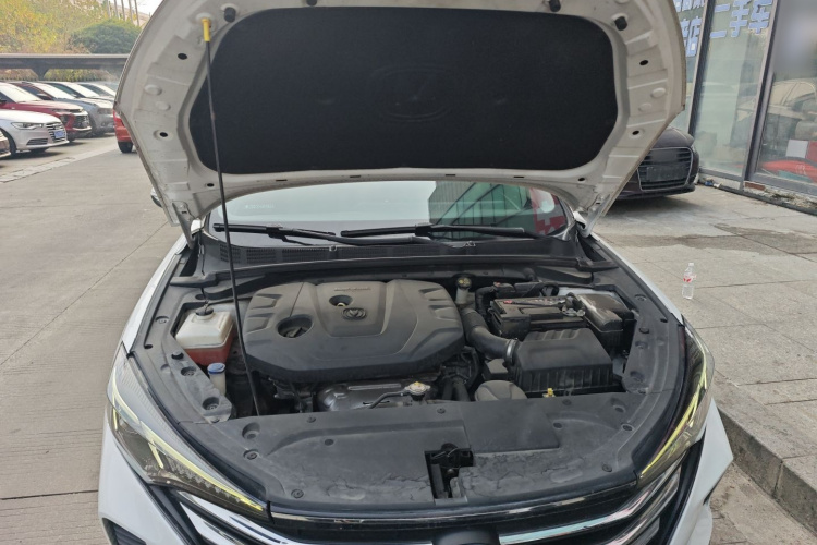 长安 逸动 2020款 PLUS 1.6L GDI 自动豪华型局部细节24