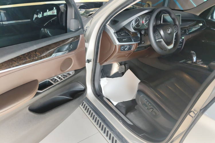 宝马X5(进口) 2014款 xDrive35i 典雅型中控内饰20