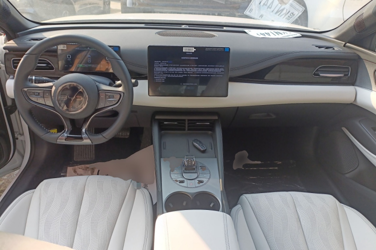 比亚迪 海豹06新能源 2024款 DM-i 120KM尊享型中控内饰12