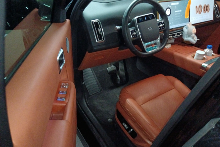 理想汽车 理想L7 2023款 Pro中控内饰7003