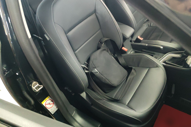 大众 朗逸 2015款 230TSI DSG舒适版局部细节41