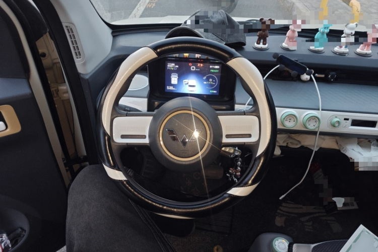 五菱汽车 宏光MINIEV 2022款 GAMEBOY 200km 玩咖款 磷酸铁锂中控内饰13