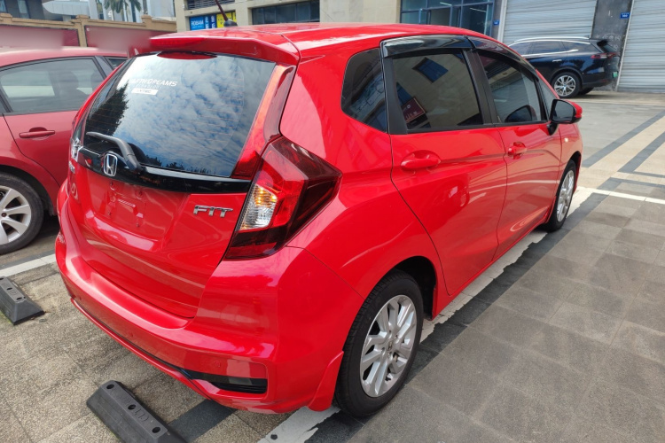 本田 飞度 2018款 1.5L CVT舒适天窗版车身外观6005