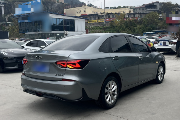 雪佛兰 科鲁泽 2023款 1.5L 双离合悦享版车身外观6006