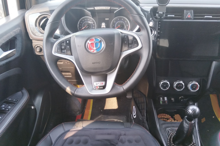 中华V3 2015款 1.5L 手动智能型中控内饰13