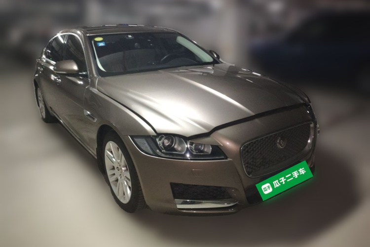 捷豹XFL 2017款 XFL 2.0T 240PS 奢华版车身外观6002