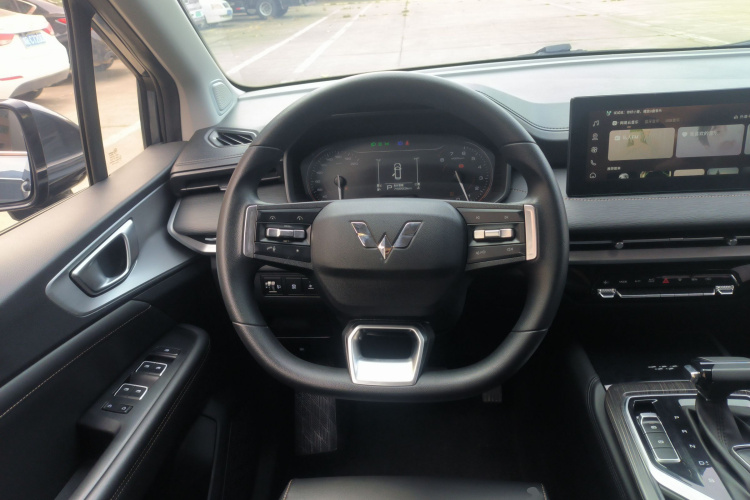 五菱汽车 五菱佳辰 2022款 1.5T CVT智享豪华型中控内饰13