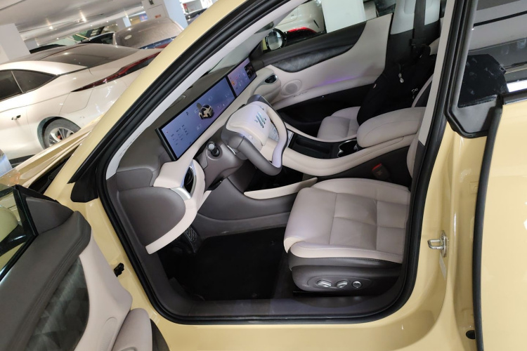 智己汽车 智己L6 2024款 Max 超强性能版中控内饰19