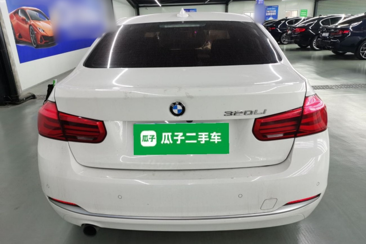 宝马3系 2016款 320Li 进取型车身外观6