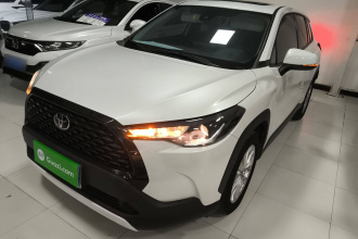 丰田 卡罗拉锐放 2022款 2.0L 精英版