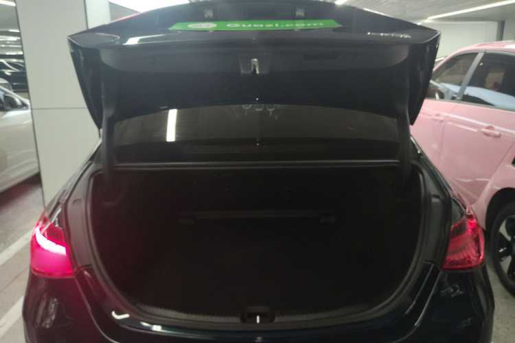 奔驰C级 2022款 改款 C 260 L 运动版机舱底盘23