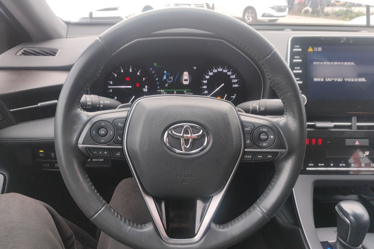 丰田 亚洲龙 2021款 2.5L 豪华版中控内饰13